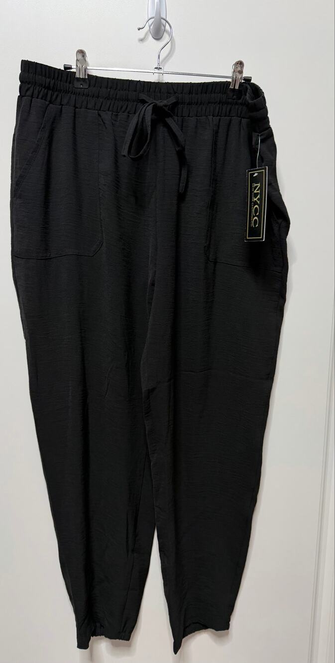 New York & Company Large NWT black pull-on jogger pants elastic drawstring waist